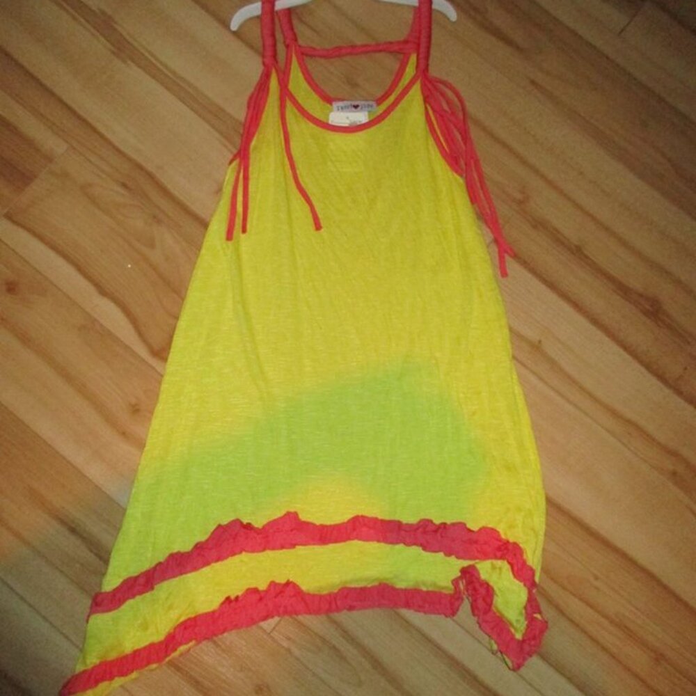 Asymetrical sleeveless top